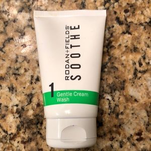 Rodan + Fields Soothe Cleanser